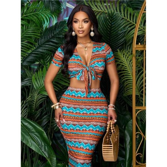 Variété Boutique Dresses & Skirts - Women's Colorful Striped Tie-Front Geometric Patterned Cropped T-Shirt